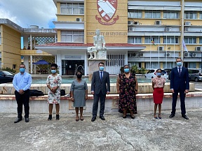 Ambassador A.Kozhin meets with Vice-Chancellor of the University of Seychelles